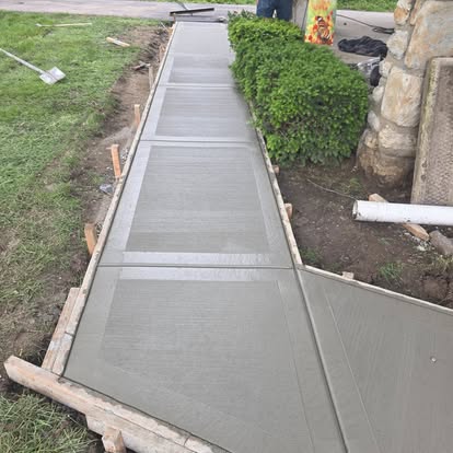 Sidewalks & Walkways — E&B 3 Brothers Concrete project 3